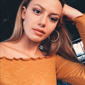 Meet your Posher, Allison